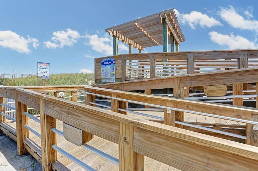 Beach Harbour 17 At The Cb Boardwalk Walk To Everything! Carolina Beach Kültér fotó